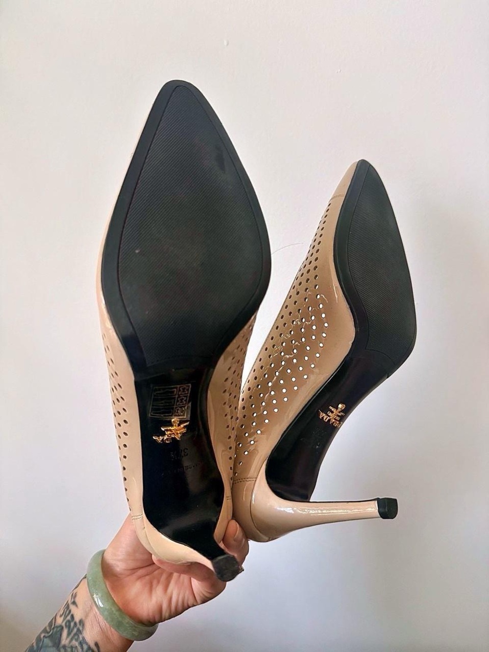 PRADA Women's Nude Perforated Pointed-Toe Heels size 7.5 US - Picture 7 of 8